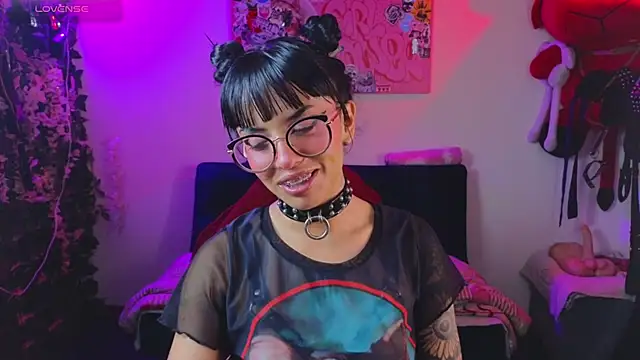 Snapshot of Dann_dan chatting on 5, 3, 2026 Dann dan online show from 5, 3, 2026