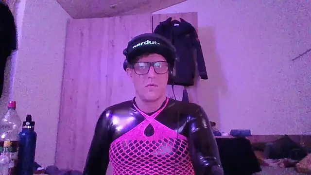 Bigthroaterboy online show from 18, 10, 2025