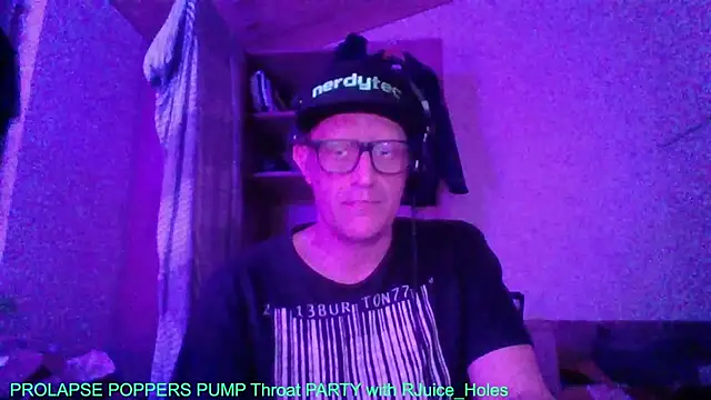 Bigthroaterboy online show from 23, 10, 2025