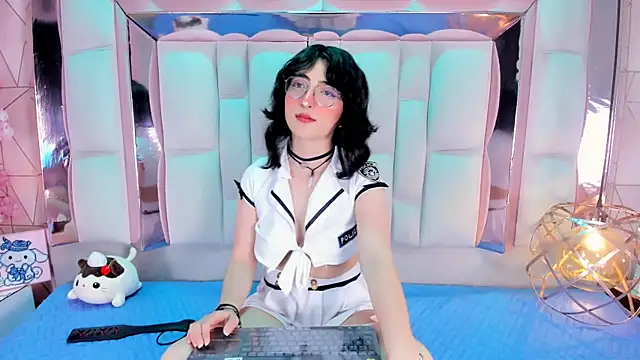 SaraMartini1 online show from 20, 9, 2025