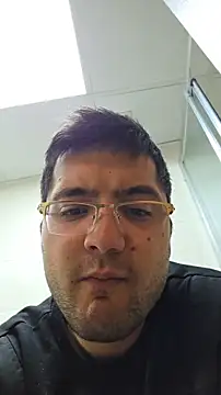 Snapshot of istebenboylebiradamim chatting on 5, 1, 2026 istebenboylebiradamim online show from 5, 1, 2026