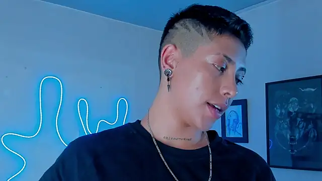 Aleja1214 online show from 22, 9, 2025