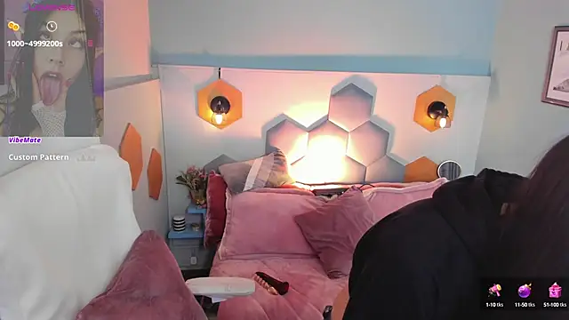 Snapshot of Melissa_Koster chatting on 4, 1, 2025 Melissa Koster online show from 4, 1, 2025