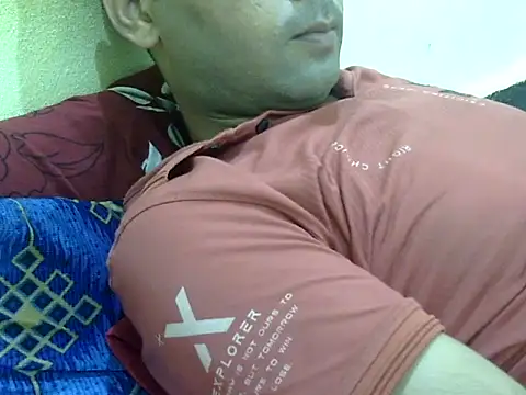 Snapshot of ConducedPant chatting on 27, 11, 2025 ConducedPant online show from 27, 11, 2025