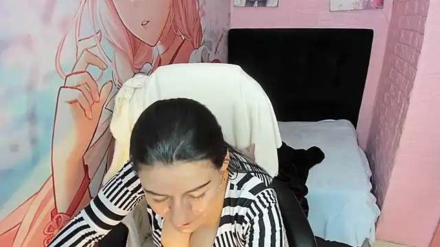 AllysonMilf69 online show from 4, 10, 2025