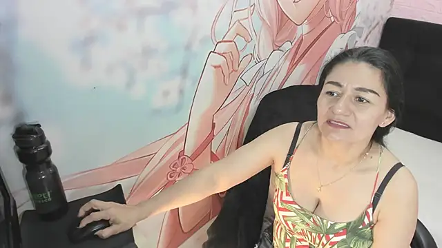 Snapshot of AllysonMilf69 chatting on 7, 5, 2026 AllysonMilf69 online show from 7, 5, 2026