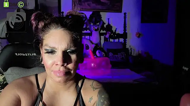 MadisonJayde online show from 25, 4, 2026