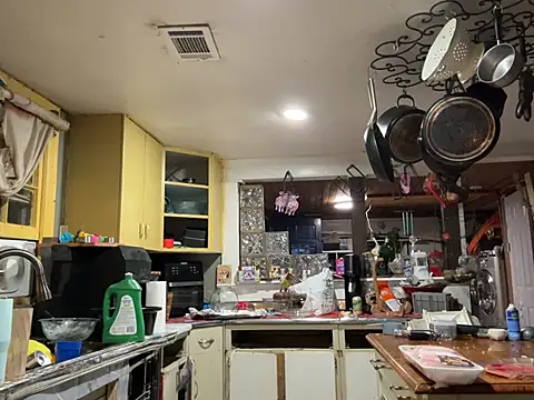 trash4cash online show from 24, 4, 2026