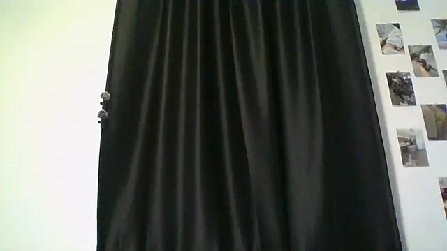 Snapshot of catrinasexy19 chatting on 8, 3, 2025 catrinasexy19 online show from 8, 3, 2025