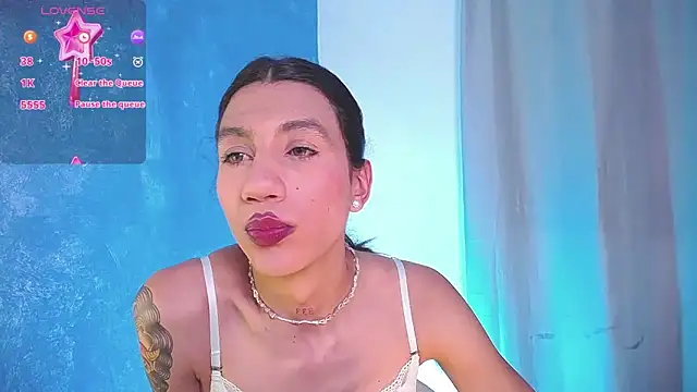 sofiaa grey  online show from 22, 12, 2024