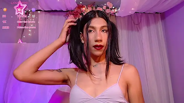 sofiaa grey  online show from 11, 3, 2025