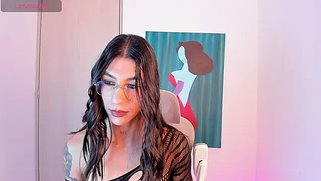 sofiaa grey  online show from 1, 2, 2026