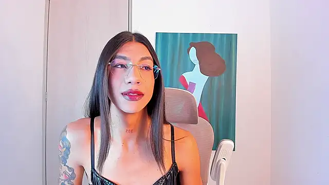 sofiaa grey  online show from 4, 2, 2026