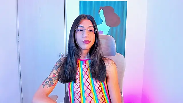 sofiaa grey  online show from 29, 4, 2026