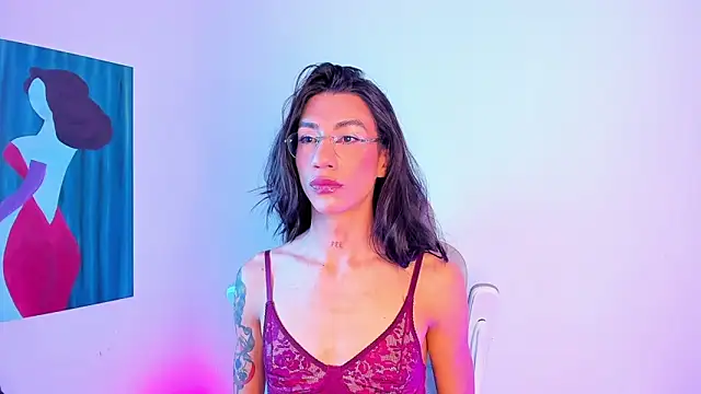 sofiaa grey  online show from 9, 6, 2026