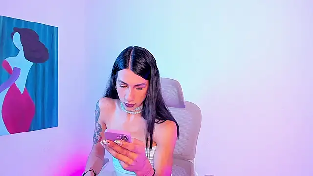 sofiaa grey  online show from 6, 7, 2026