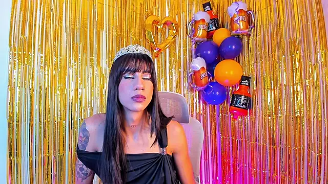 sofiaa grey  online show from 22, 7, 2026