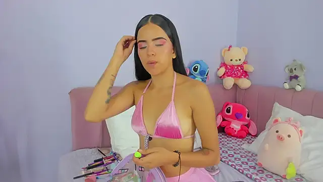 emilyclay 1 online show from 2, 12, 2024