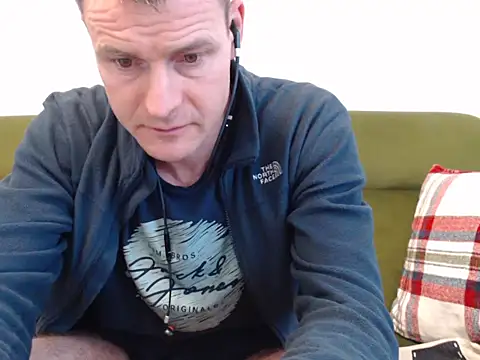 Snapshot of geree84 chatting on 2, 2, 2026 geree84 online show from 2, 2, 2026