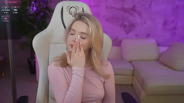 Cassy-Celestial  online show from 27, 1, 2025