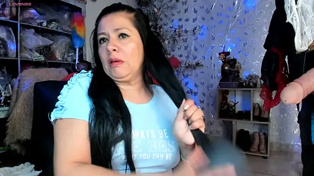 Snapshot of Erlinda-engel chatting on 26, 5, 2026 Erlinda-engel online show from 26, 5, 2026