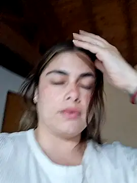 Juliietha servas online show from 2, 10, 2025