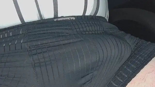 Snake201983 online show from 5, 2, 2025