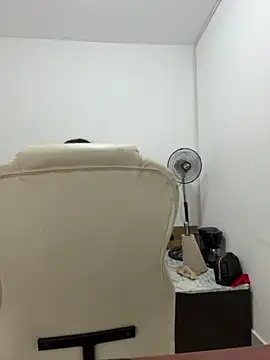 Sol biglips online show from 23, 4, 2026