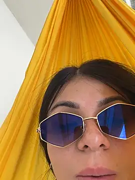 SophiaKarson online show from 7, 2, 2026