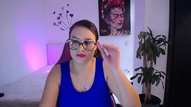 esmeraldaa230 online show from 1, 3, 2026