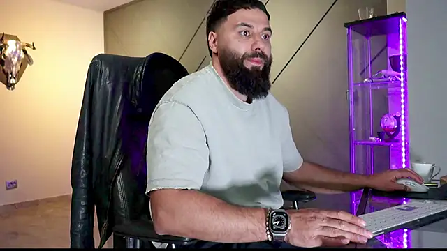 mattmasterss online show from 21, 3, 2025