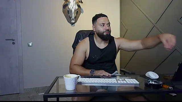 mattmasterss online show from 10, 9, 2025