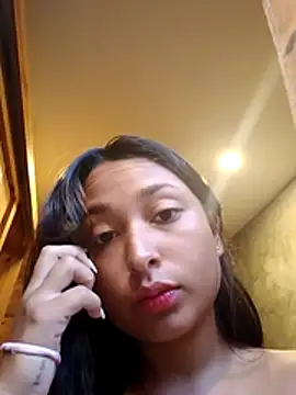 Snapshot of Bonnie_Clydeee chatting on 28, 11, 2025 Bonnie Clydeee online show from 28, 11, 2025