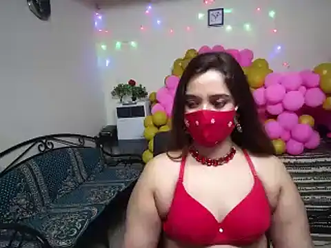 Arushisingh8888 online show from 20, 12, 2024