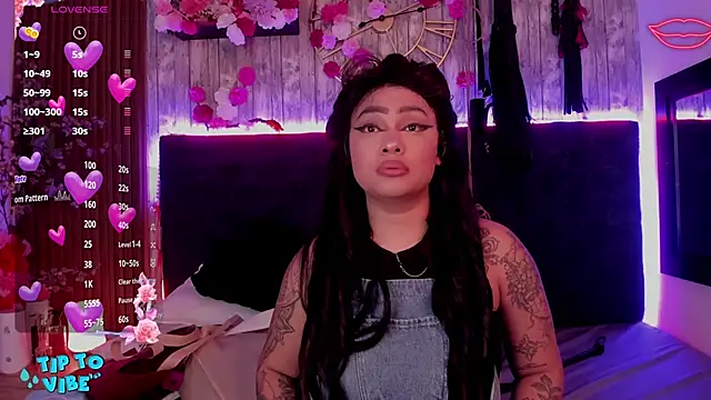 Snapshot of Neko_Misaki chatting on 27, 11, 2025 Neko Misaki online show from 27, 11, 2025