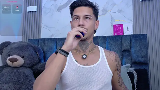 JAYCOB00 online show from 28, 6, 2026