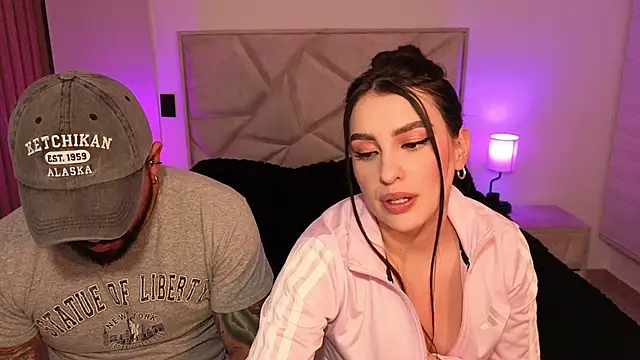 Snapshot of teseo_and_afroditha_ chatting on 2, 7, 2026 teseo and afroditha online show from 2, 7, 2026