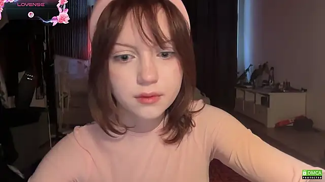 electric babe online show from 3, 3, 2026