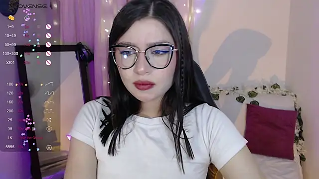 mily thomson b  online show from 25, 4, 2026