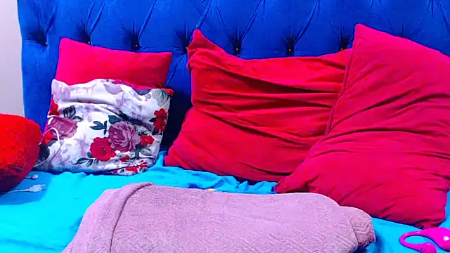 ebonycandy10 online show from 18, 4, 2026