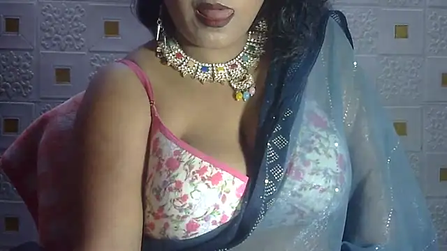 Sexy komolika online show from 29, 1, 2025