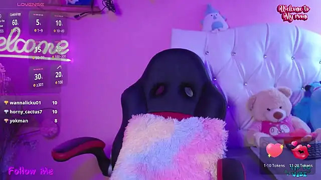 HECATE 23 online show from 30, 1, 2025