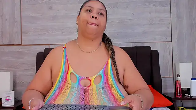 Snapshot of Lynn_Jones chatting on 16, 1, 2025 Lynn Jones online show from 16, 1, 2025