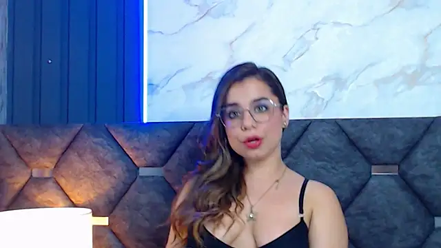 ThaniaJones online show from 15, 3, 2025