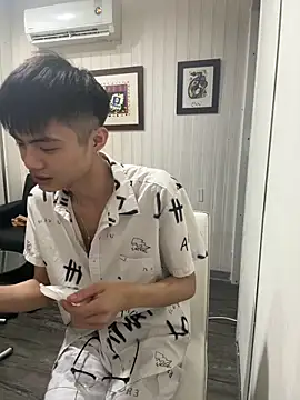 Snapshot of mumuowl chatting on 18, 9, 2025 mumuowl online show from 18, 9, 2025