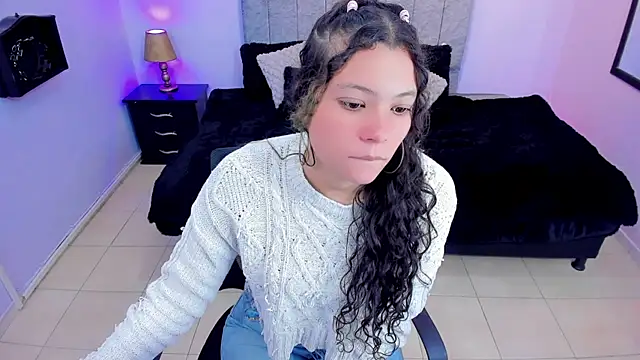 Lana stone  online show from 31, 1, 2025