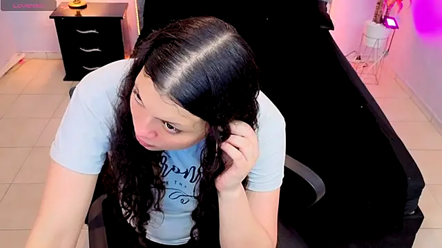 Lana stone  online show from 23, 10, 2025