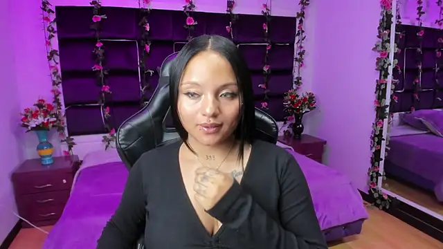 sweelanna   online show from 7, 3, 2025