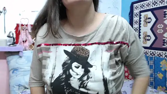 AdelineBlueEyes online show from 29, 11, 2025