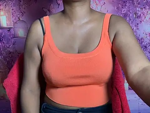 Snapshot of Sexy_trisha__7 chatting on 16, 7, 2026 Sexy trisha 7 online show from 16, 7, 2026